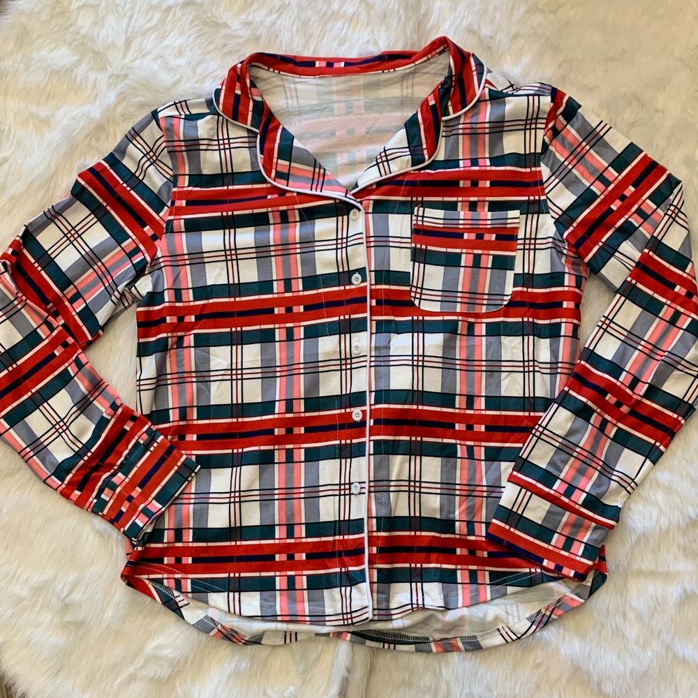 LAST ONE! Christmas Plaid 2-piece Pajama Set - Picture 8 of 10